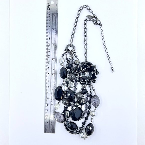 NY & CO - Multi Layered Enameled Black Flower Beaded Gunmetal Tone 16” Necklace - Picture 9 of 10
